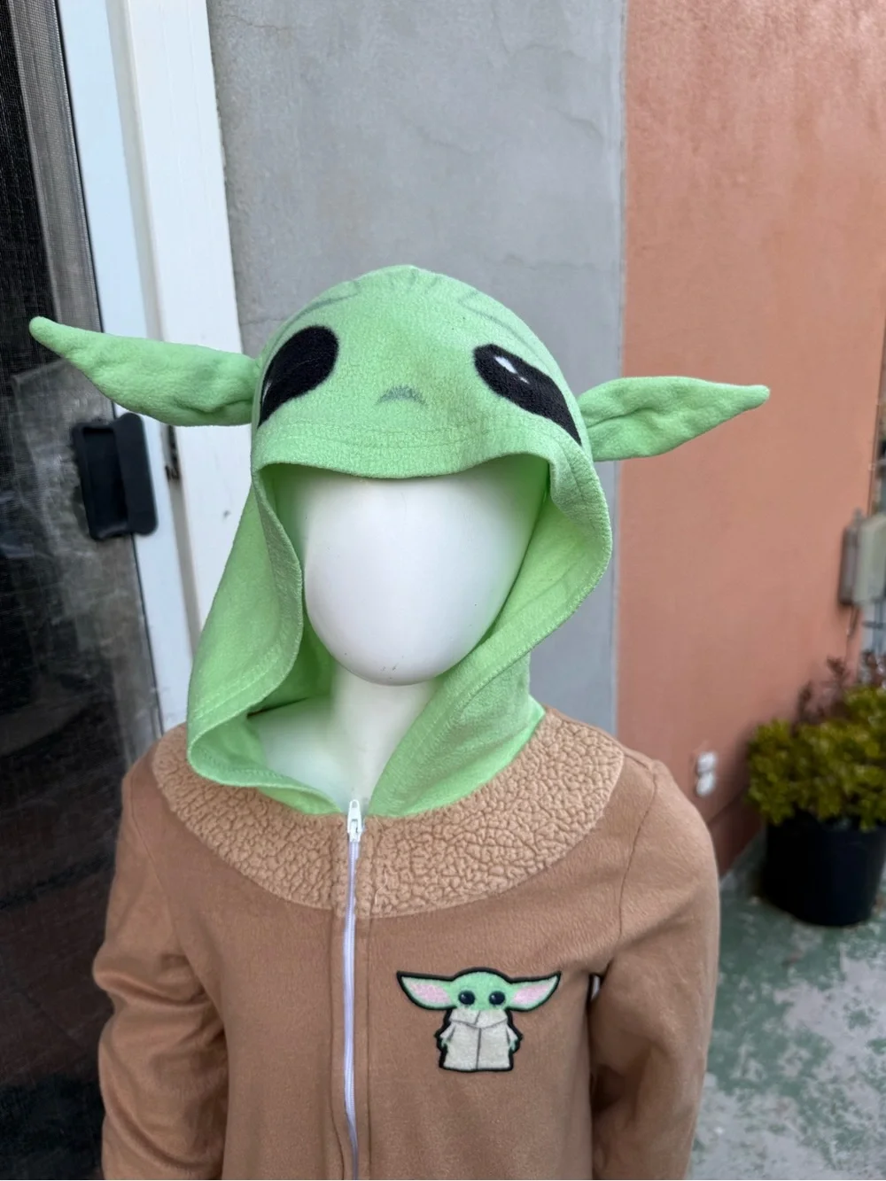 N/A soft green